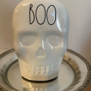 Raw Dunn Halloween 2023 White BOO skull.